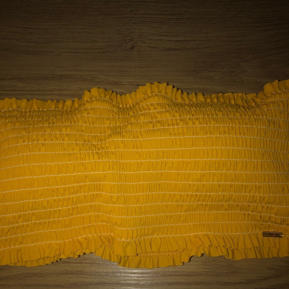 Yellow strapless bathing suit
